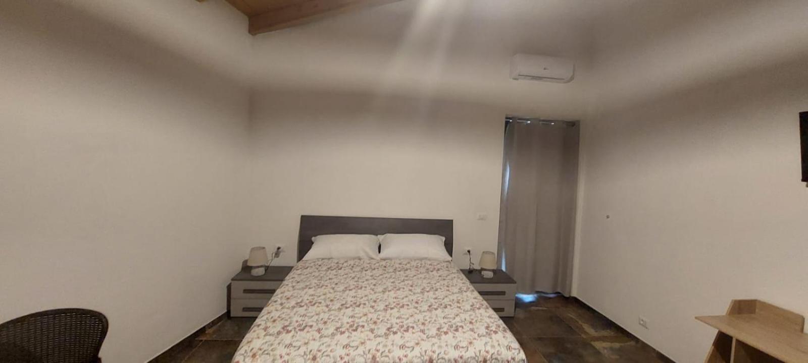Affittacamere Arrogante Di Simona - Ploaghe Zimmer foto